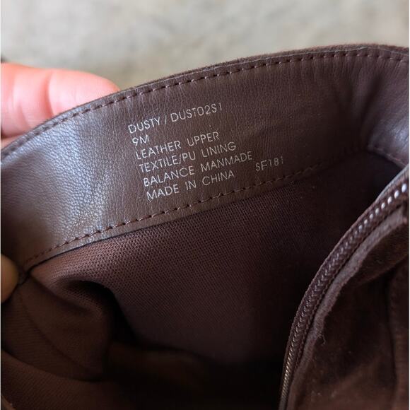 Steve Madden Dusty Chocolate Brown Leather Suede Ankle Bootie Boots, size 9 - Picture 4 of 9